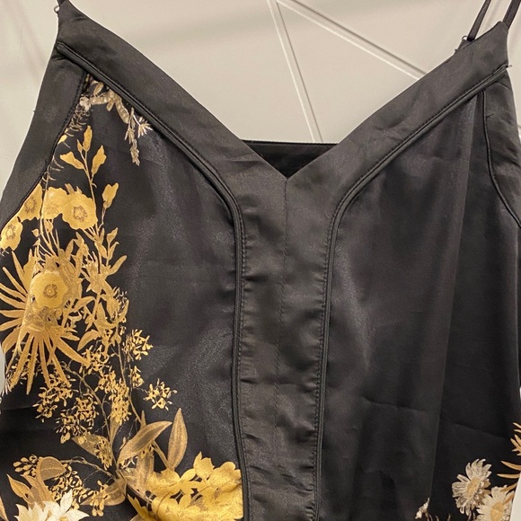 Black Satin Camisole Gold Floral Print Tank Top Luxe Y2K Sz S/M - Picture 4 of 11